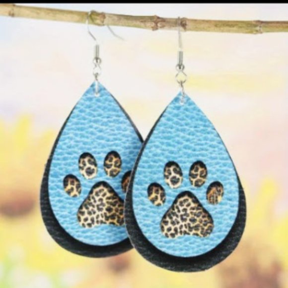 Leopard Dog Paw Print PU Leather Waterdrop Shape Earrings with .925 Silver Hooks - Picture 2 of 4